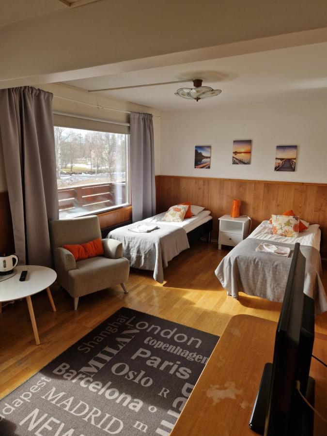 Botnia Hotel & Restaurant Kruunupyy エクステリア 写真