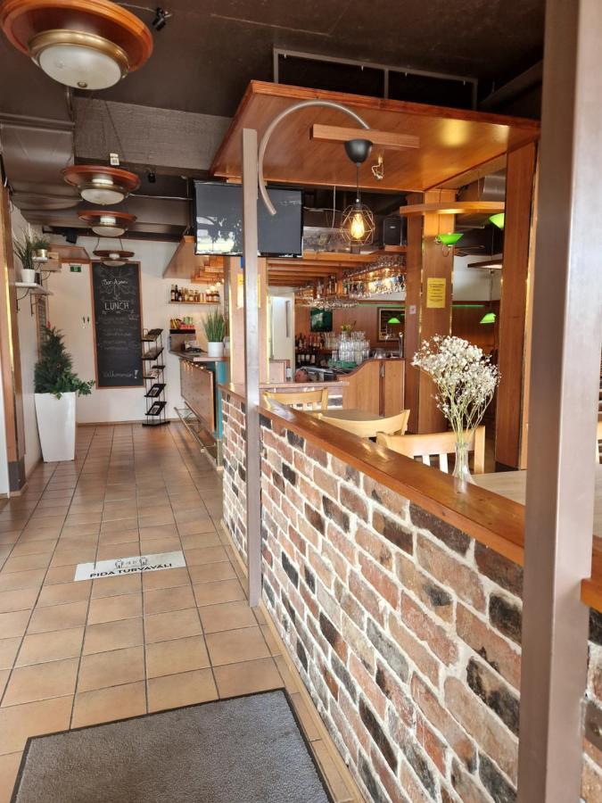 Botnia Hotel & Restaurant Kruunupyy エクステリア 写真