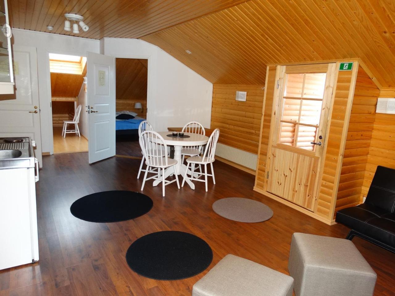 Botnia Hotel & Restaurant Kruunupyy エクステリア 写真