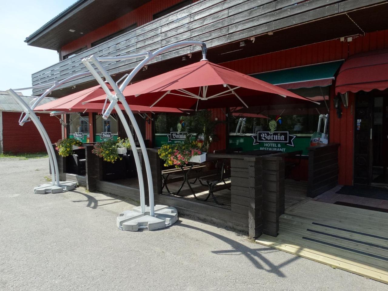 Botnia Hotel & Restaurant Kruunupyy エクステリア 写真